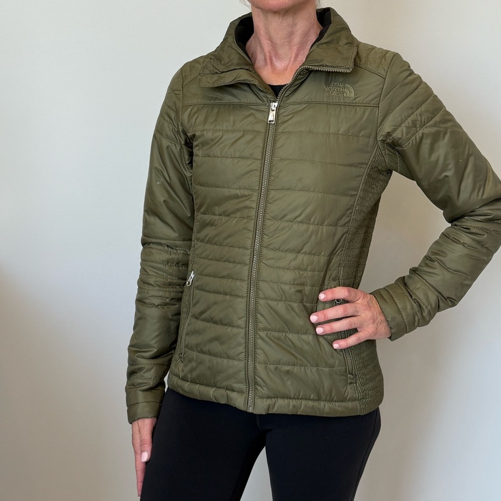 The North Face Women's Green Puffer Jacket Size Small